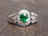 18k White Gold Tsavorite / Diamond Ring