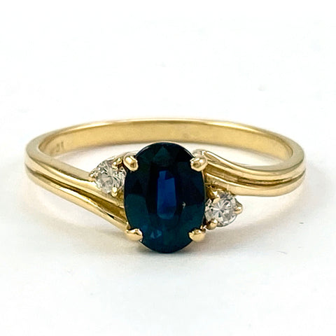 18k Yellow Gold Sapphire Diamond Ring, 0.86/0.08 ct